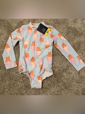 NWT GAP Long sleeve swimsuit